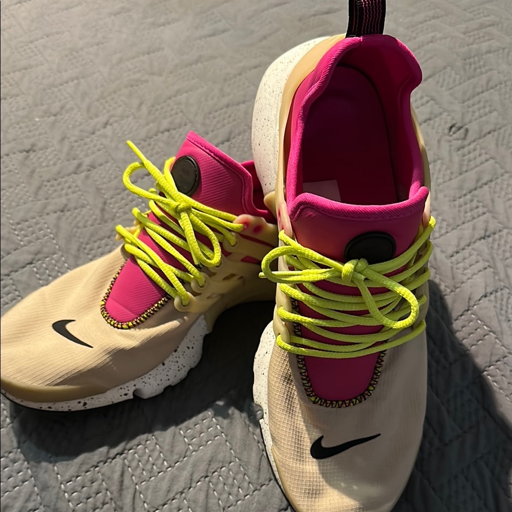 Nike Presto Mushroom Womens Shoes
